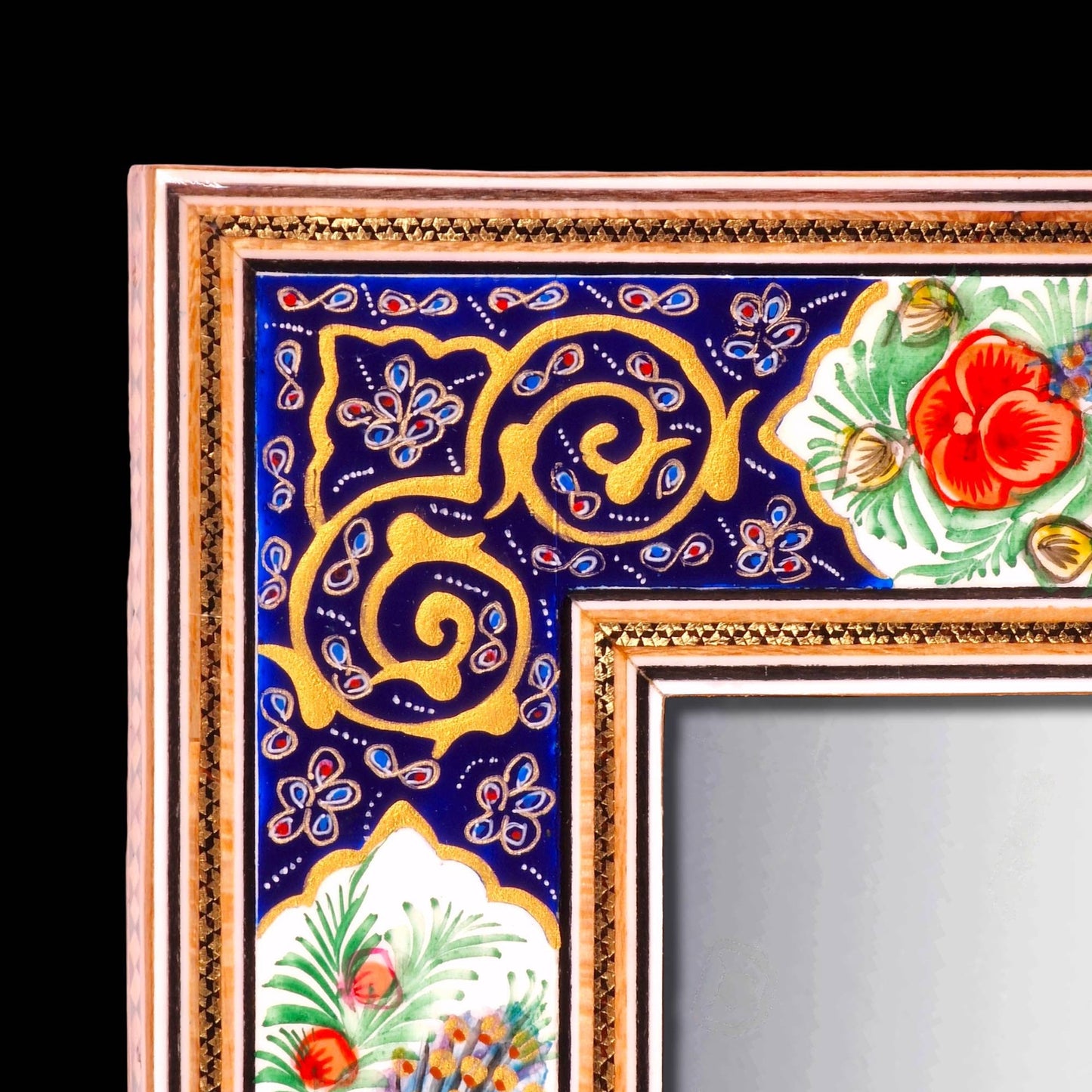 Espejo de madera decorado con miniatura persa esmaltada de "gol o morgh" (flor y pájaros), iluminación (tazhib) y marquetería (khatam kari)