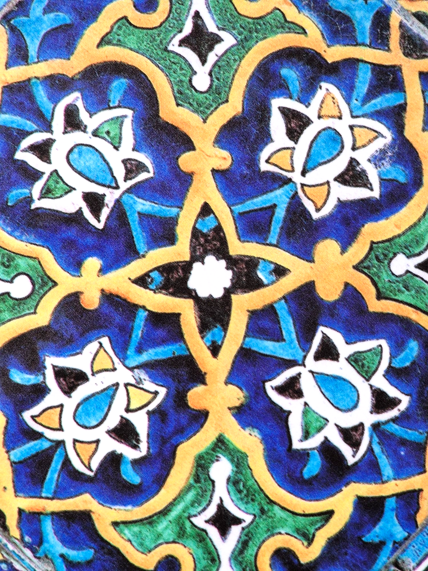 Camino de mesa con un hermoso diseño de azulejos persas con dibujos de bergamota.