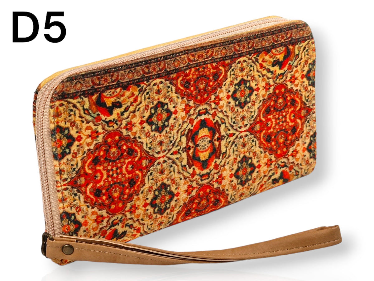 Carteras y neceser de cuero sintético y terciopelo con distintos diseños a elegir inspirados en los hermosos monumentos del arte persa.